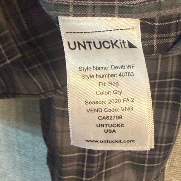 UNTUCKit Other - UNTUCKit Shirt Mens XL Gray Plaid Devitt WF Long Sleeve Button Down Cotton Soft